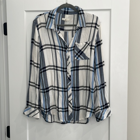 Urban Outfitters Tops - BLL New York Super Soft Flannel​​​​​​​​